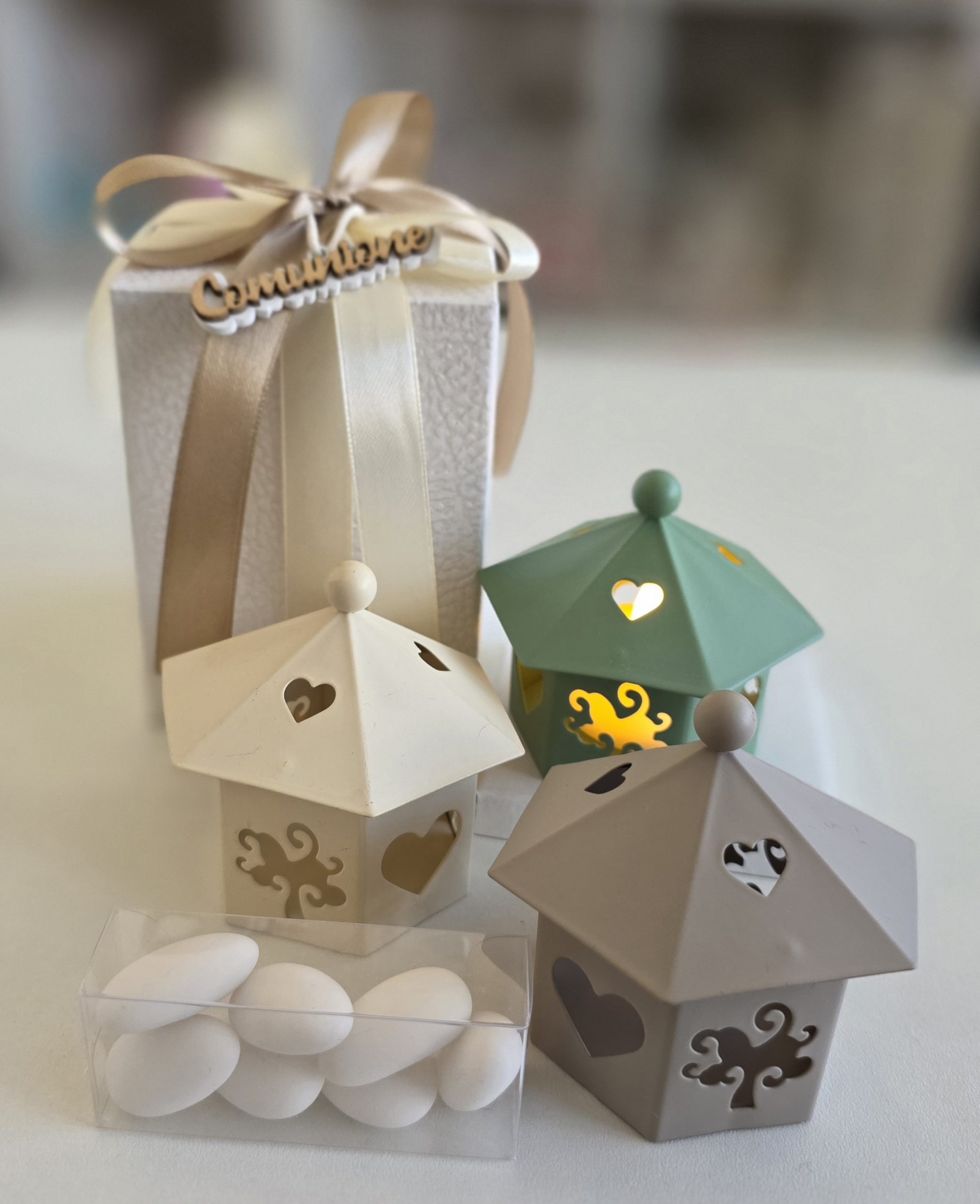 MINI LANTERNE IN METALLO CON CUORI E ALBERO DELLA VITA